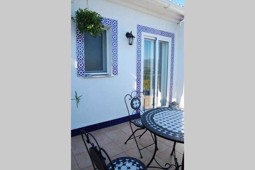 One Bedroom Penthouse Alora Exterior photo